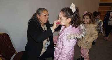 Belediyenin Yeni Yıl Etkinlikleri Doludizgin