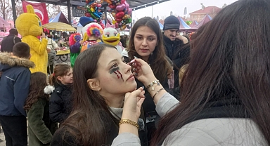 Büyükmandıra'da Korku Makyajı Rüzgarı Esti!