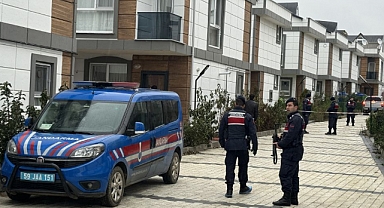 Dehşet! Anne ve 8 Yaşındaki Kızını Öldürdü