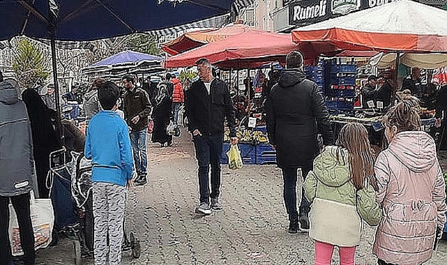 Kırklareli Cumartesi Pazarı, Kışlık Ürünlerle Pazarlık Yapan Vatandaşları Ağırladı