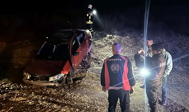 Kırklareli'nde Şarampole Devrilen Otomobildeki 2 kişi Yaralandı