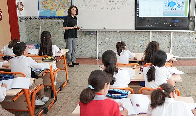 Mevsimlik Tarım İşçileri ve Göçer Ailelerin Çocuklarının Eğitime Erişimini Artırmak İçin 81 İlde Yeni Önlemler Hayata Geçiriliyor