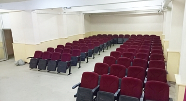 O İlkokula 90 Kişilik Konferans Salonu