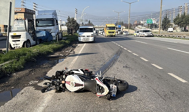 Otomobille Çarpışan Motosikletin Sürücüsü Öldü