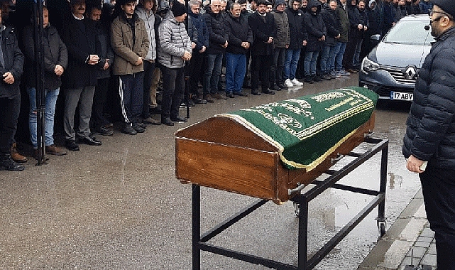 Üniversite Öğrencisi Gözyaşlarıyla Uğurlandı