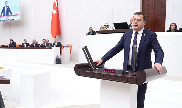 Vekil Gündoğdu; “Gazeteciler sustuğunda, karanlık hâkim olur.