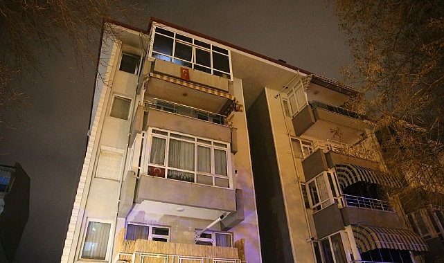Balkonda Çıkan Yangın Korkuttu