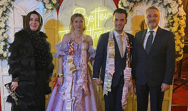 Buse ve Cenk Mutluluğa İlk Adımını Attı