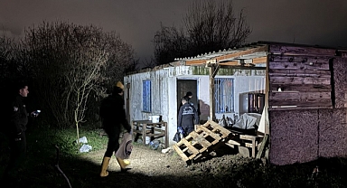 Dehşet Ölüm: Sobaya Benzin Döktüler, Bir Kişi Can Verdi, Diğeri Yaralı