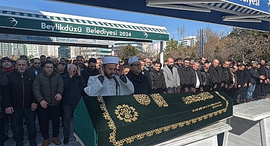 Dr. Asilhan Kılınçlı Gözyaşları İle Uğurlandı