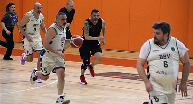 Edirne’de Düzenlenen Uluslararası Veteran Basketbol Turnuvası Nefes Kesti