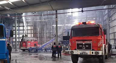 Fabrikada Çıkan Yangın Korkuttu!