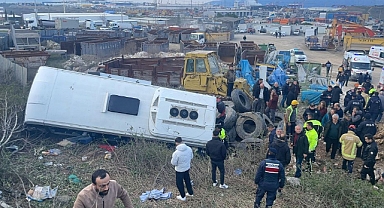 Feci Kaza: Otobüs Şarampole Yuvarlandı, Yaralılar Var