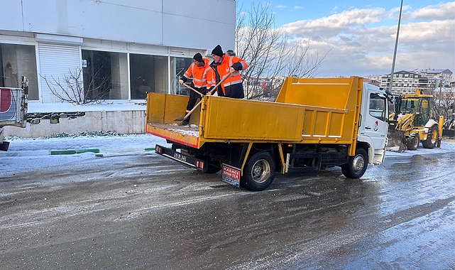 Kırklareli Belediyesinin Kış Tedbirleri Aralıksız Devam Ediyor