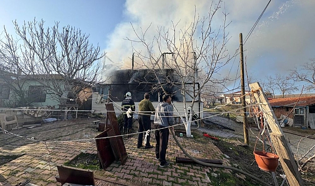 Kırklareli'nde Müstakil Evde Çıkan Yangın Söndürüldü