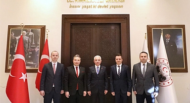 Kırklareli Valisi, İki Farklı Heyeti Valilik Makamında Ağırladı