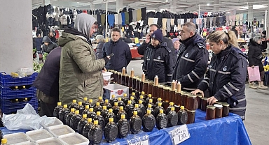 Kırklareli Zabıta Ekiplerinden Çarşamba Pazarı'na Kapsamlı Denetim