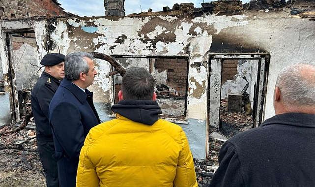 Köy Evinde Yangın: 1 Ölü! Vali Sezer Acılı Aileyi Ziyaret Etti