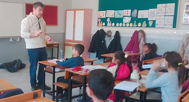 Minik Öğrencilere ‘Sağlıklı Dişler Keyifli Gülüşler’ Eğitimi