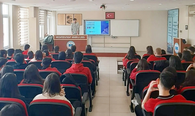 Öğrencilere Teknoloji Bağımlığı Konusunda Farkındalık Eğitimi Verildi