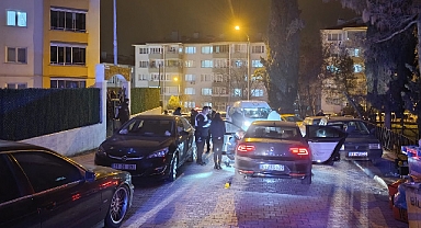 ŞOK! Kadın ve Eşini Alıkoyup Polise Silah Doğrulttu