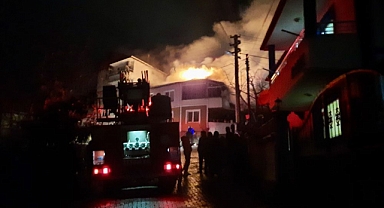 Son Dakika: Çatıda Çıkan Yangın Korkuttu