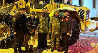 Son Dakika: Karda Mahsur Kalan 3 Kişi Kurtarıldı