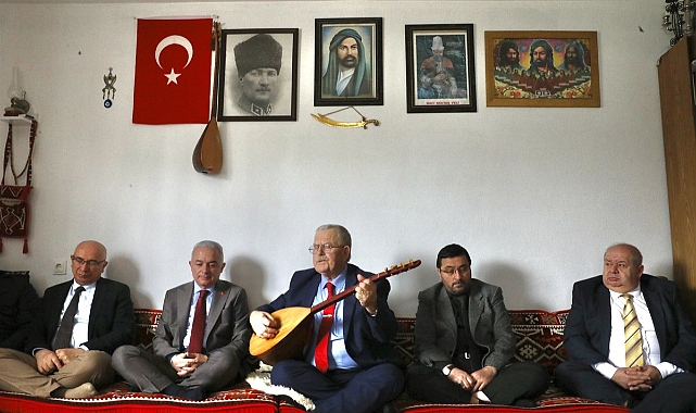 Vali Turan, Cemevlerini Ziyaret Ederek Canlarla Buluştu