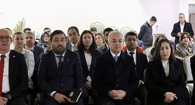 Vali Turan, Gönül Sohbetleri ve Aile Yılı Programında Tecrübe Paylaşımına Katıldı