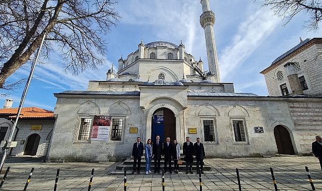 Başkan Bulut, Şumnu'da Tarihi Şerif Halil Paşa Camii'ni Ziyaret Etti