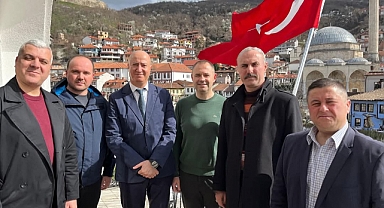 Başkan Bulut ve Yardımcıları Kosova’da Tarihi Ziyaretlerde Bulundu