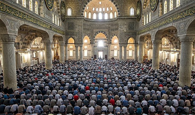 Bayram Namazı Saat Kaçta Kılınacak? (Tüm İl ve İlçeler)