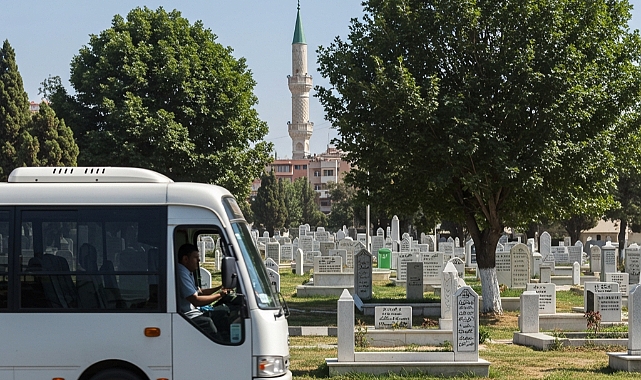 Belediyeden Mezarlıklara Ücretsiz Servis