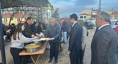Büyükevren Köyündeki İftara Yoğun İlgi