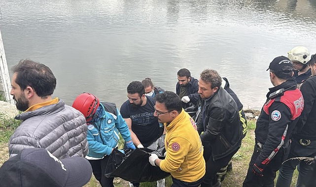 Dehşet! Nehir Kenarında Erkek Cesedi Bulundu