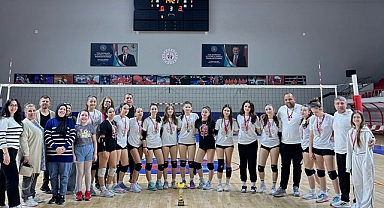 Kırklareli'nde Filenin Kızçeleri'nden Büyük Başarı
