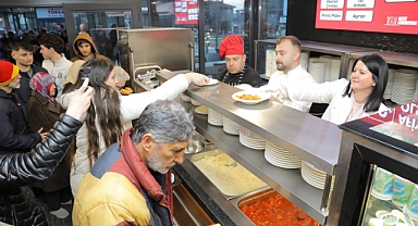 Her Akşam Ücretsiz İftar Yemeği!