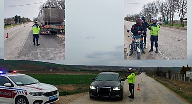 Jandarmada Trafikte Kurallara Uymayanlara Göz Açtırmıyor