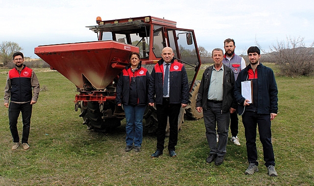 Kırklareli'nde Meralar Gübreleniyor