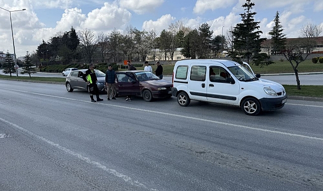 Son Dakika: Kırklareli'nde Zincirleme Trafik Kazası, 1 Yaralı
