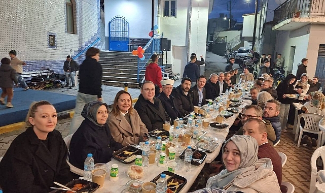 Soydaşlarımız Gönül Sofrasında Bir Araya Geldi