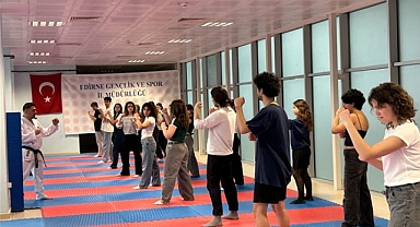 Üniversitesi Öğrencilerine Öz Savunma Kursu Verildi