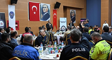 Vali Sezer Emniyet Personeli İle İftar Sofrasında Buluştu