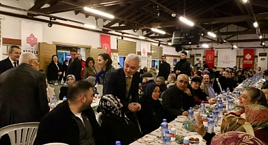 Vali Turan, Huzurevi Sakinleriyle İftarda Bir Araya Geldi