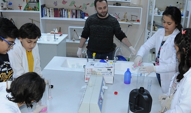 Yönetici ve Öğretmenlerin Ders ve Ek Ders Saatlerine İlişkin Düzenleme, Resmi Gazete'de Yayımlandı