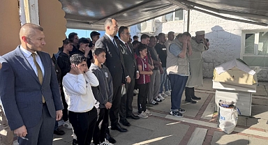 Ateş Düştüğü Yeri Yaktı: Cenazede Gözyaşları Sel Oldu