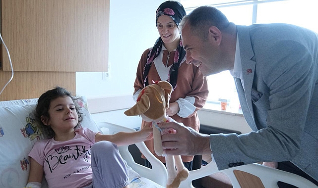 Başkan Bulut, Tedavi Gören Çocukları Yalnız Bırakmadı