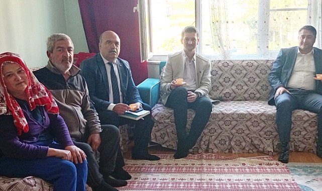 ‘Bir Kahvenizi İçeriz’ Konsepti İle Ev Ziyaretleri Sürüyor