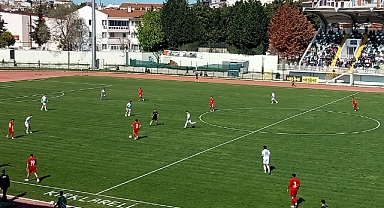 Kırklar Şampiyon Adayına Direnemedi