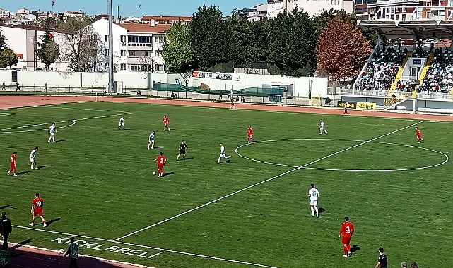 Kırklar Şampiyon Adayına Direnemedi